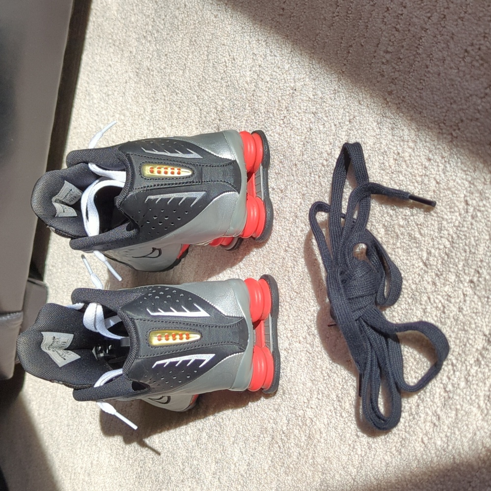 Nike Shox R4 - Picture 4 of 6